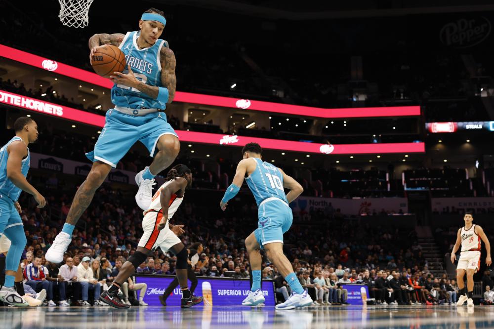 此次与诺丁 此次与诺丁