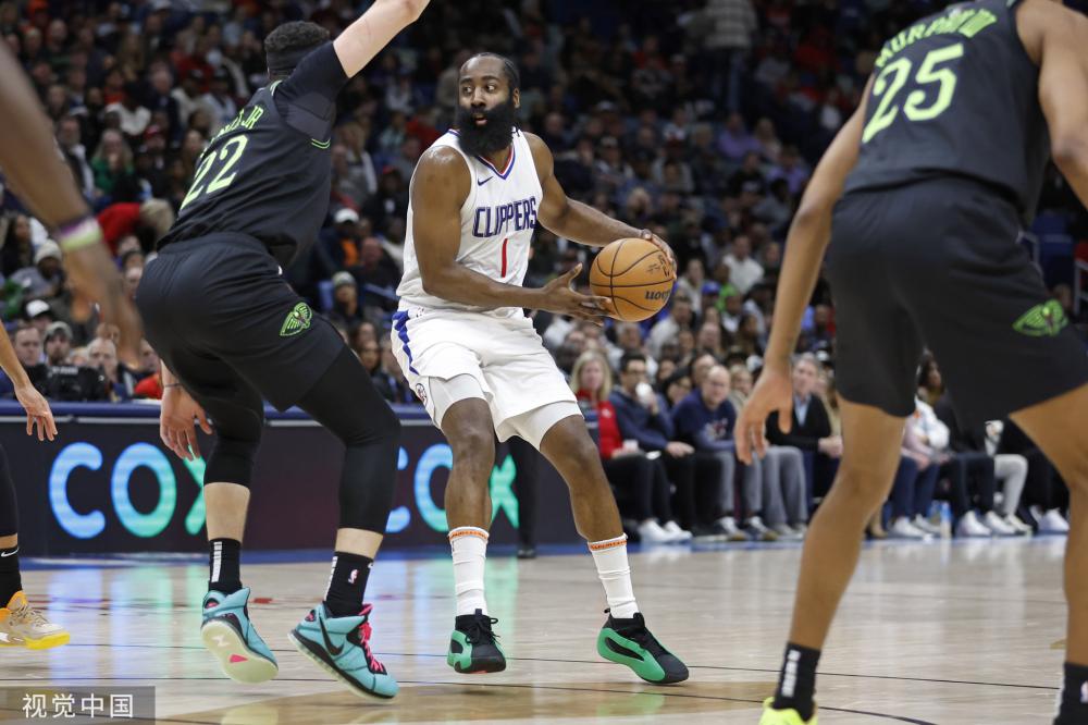 队在中场第 队在中场第